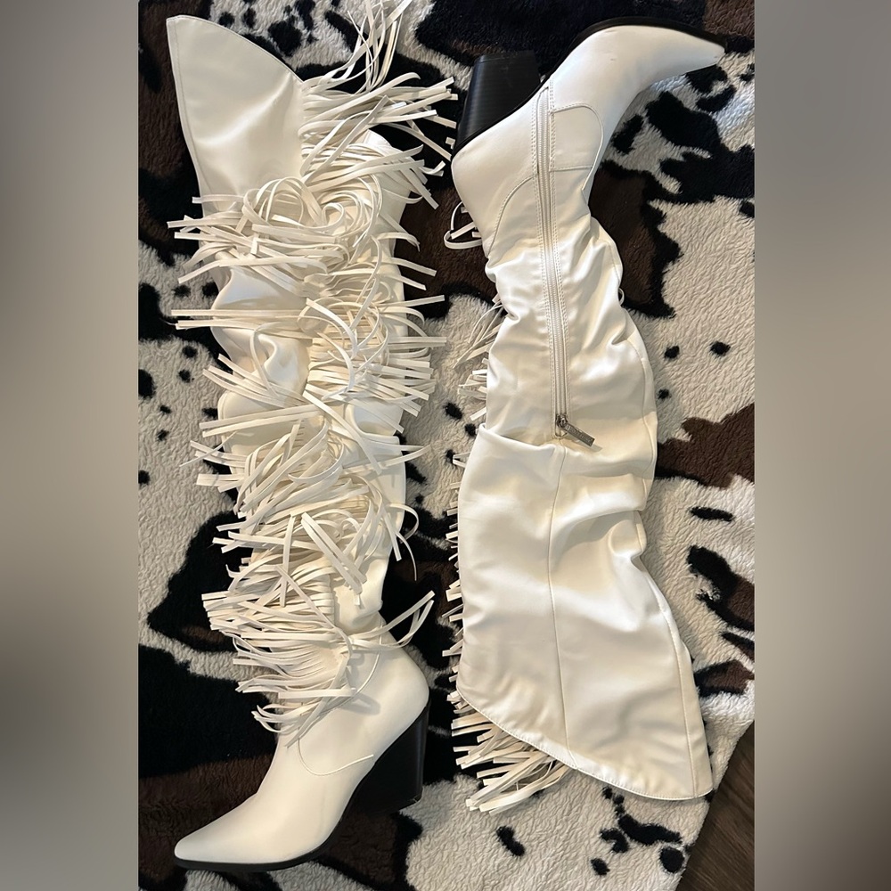 Fringe White Women's Boots